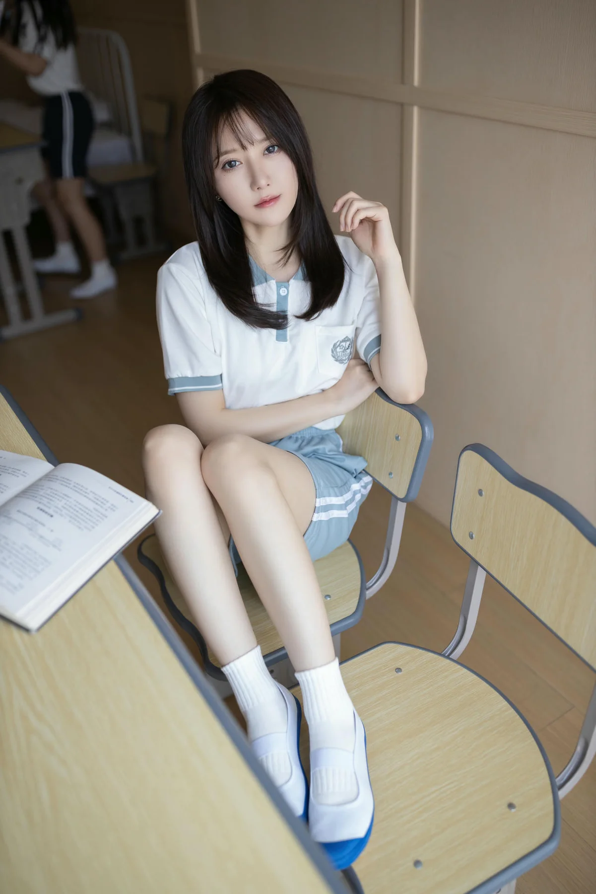 n010_004_i6g_4462_6691.webp