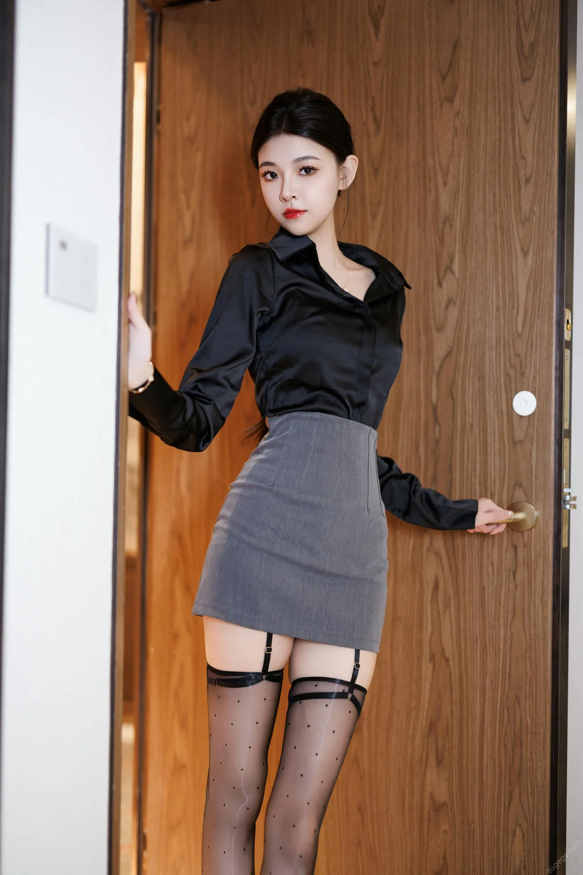 n036_015_hk1_3600_5400.webp