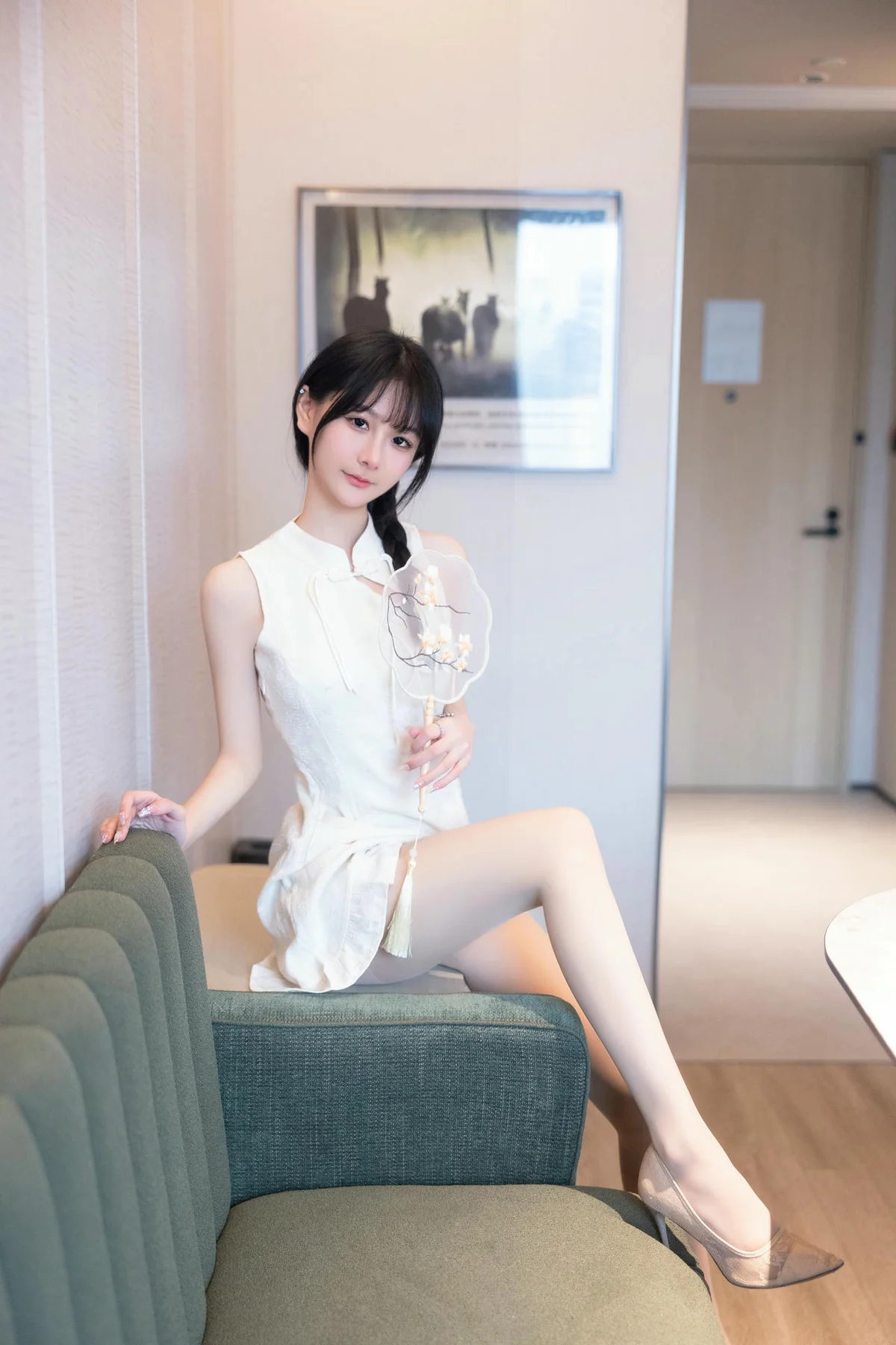 n074_034_7r9_3648_5472.webp