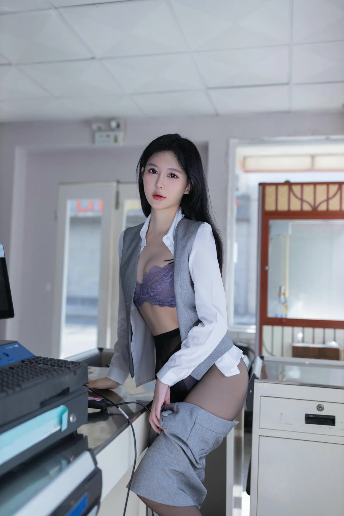 n102_036_a4x_4480_6720.webp
