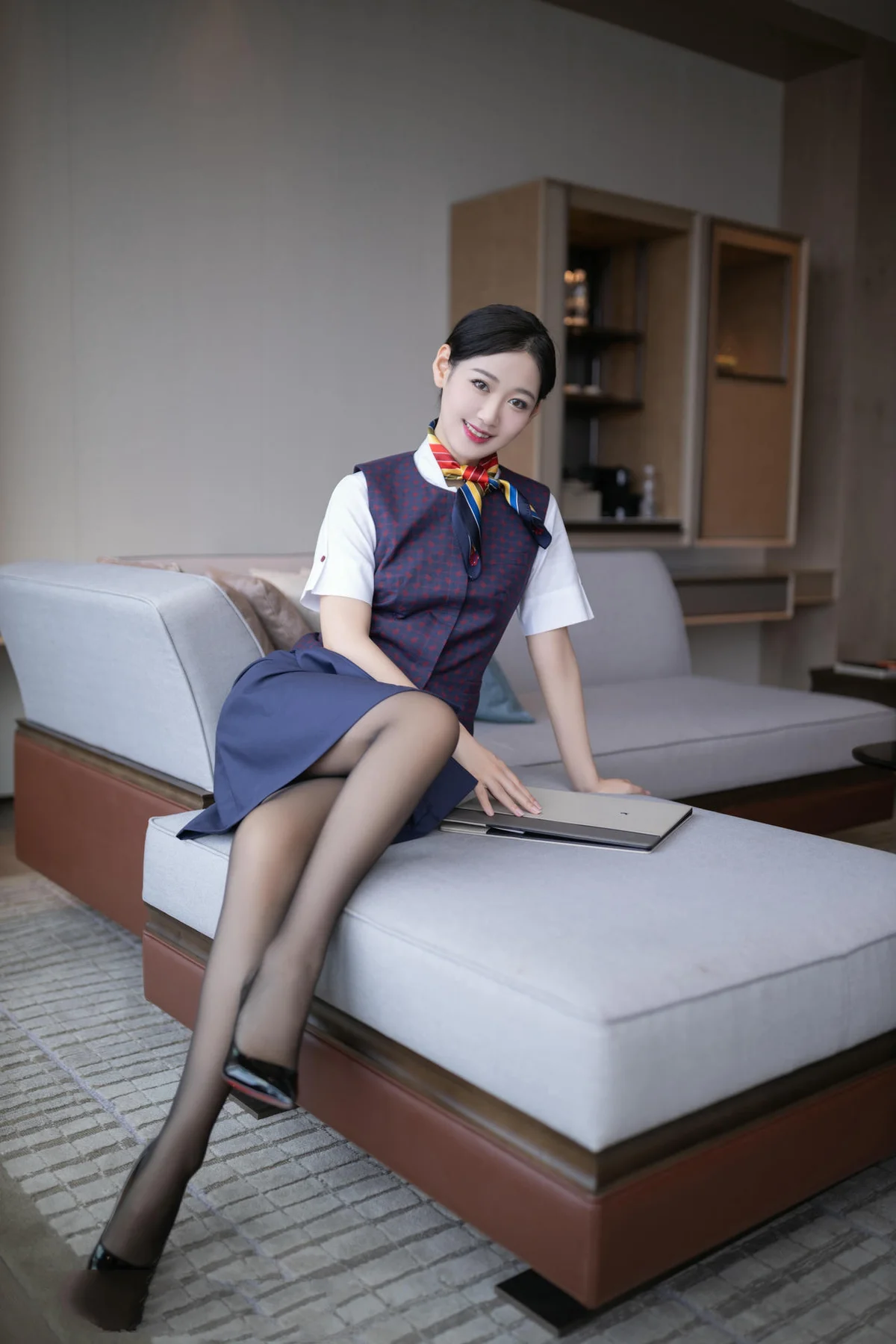 XiuRen 秀人 No.N114 唐安琪空姐制服国航空姐