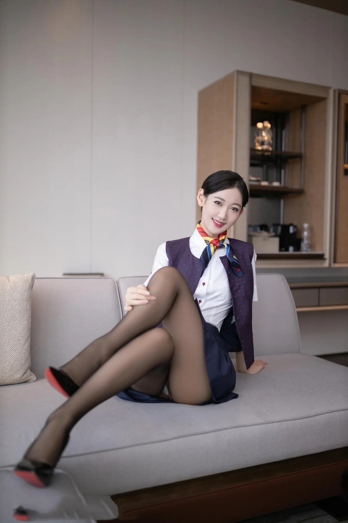 n114_006_s7b_4480_6720.webp
