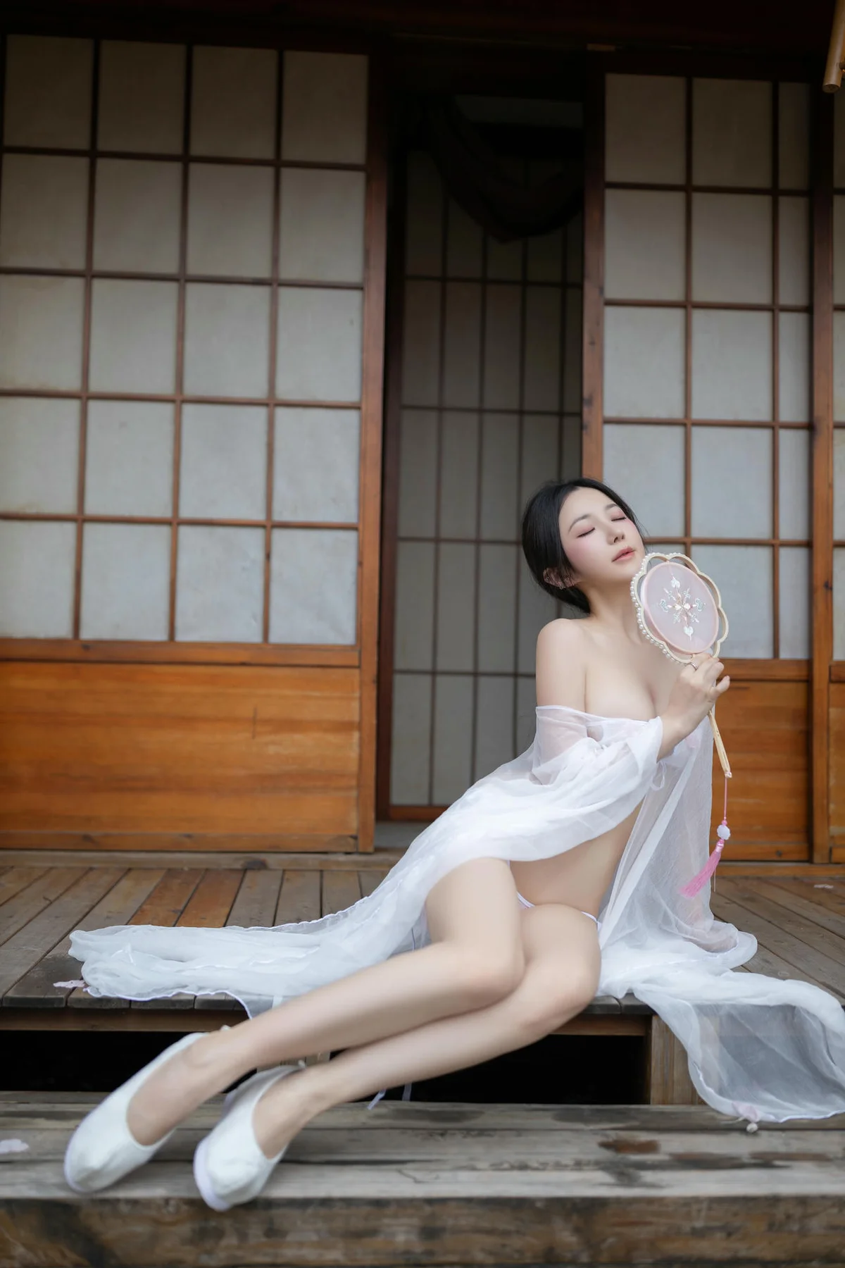 n189_010_6qa_4480_6720.webp