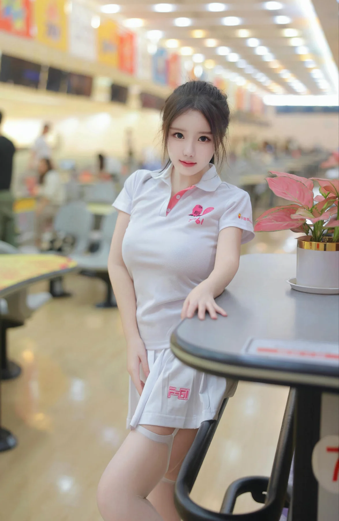 n207_024_moe_4480_6866.webp