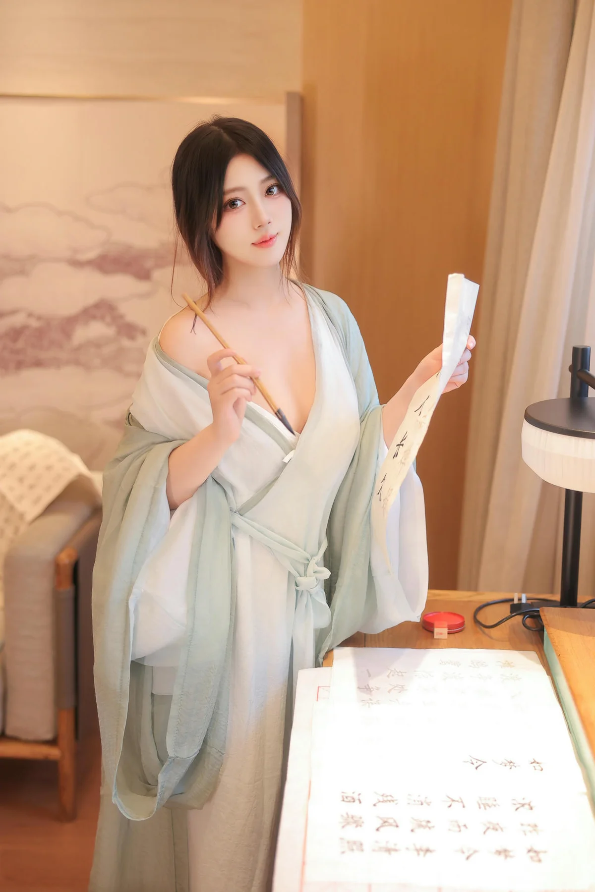 n230_012_pdq_2688_4032.webp