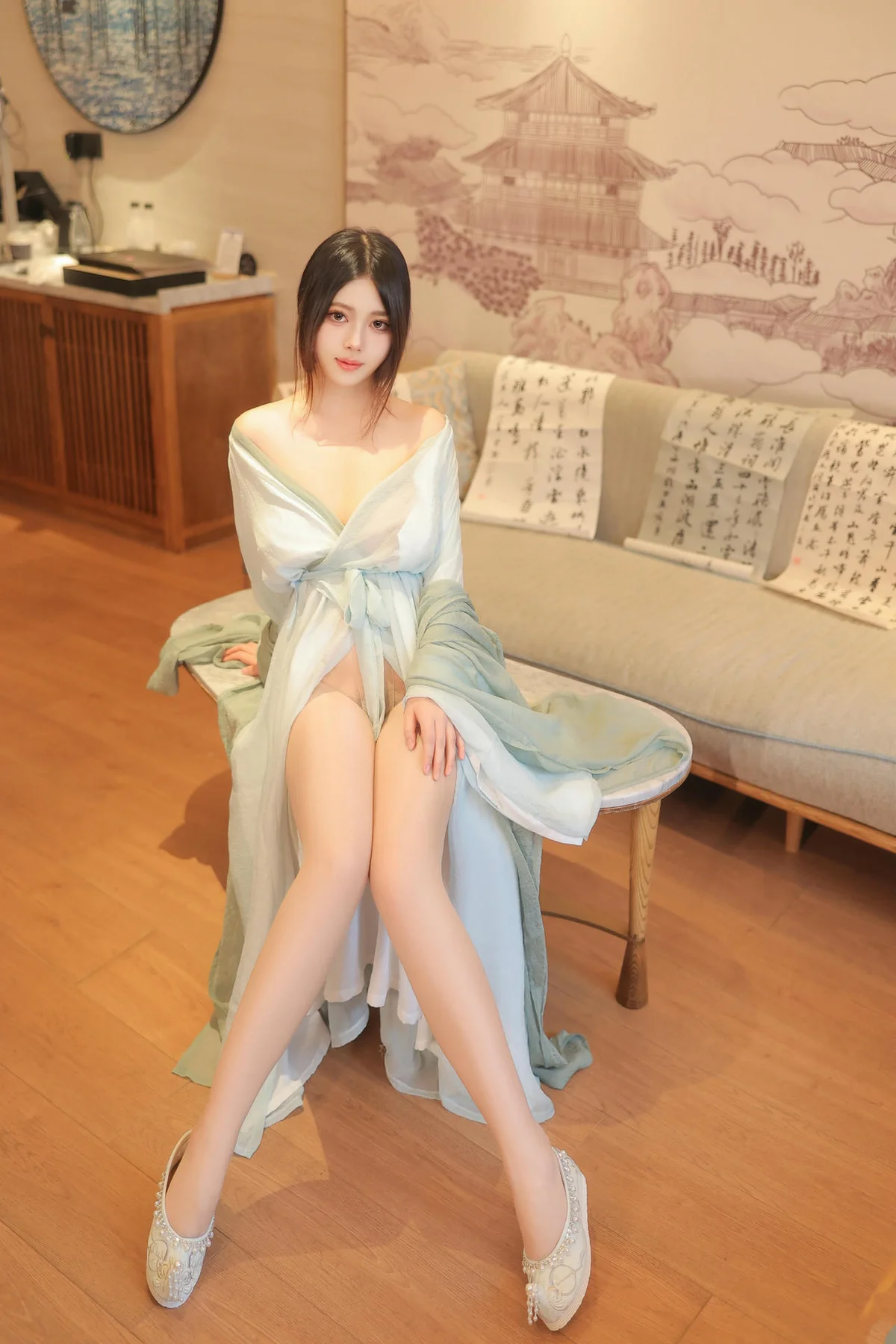 n230_026_yl2_2688_4032.webp