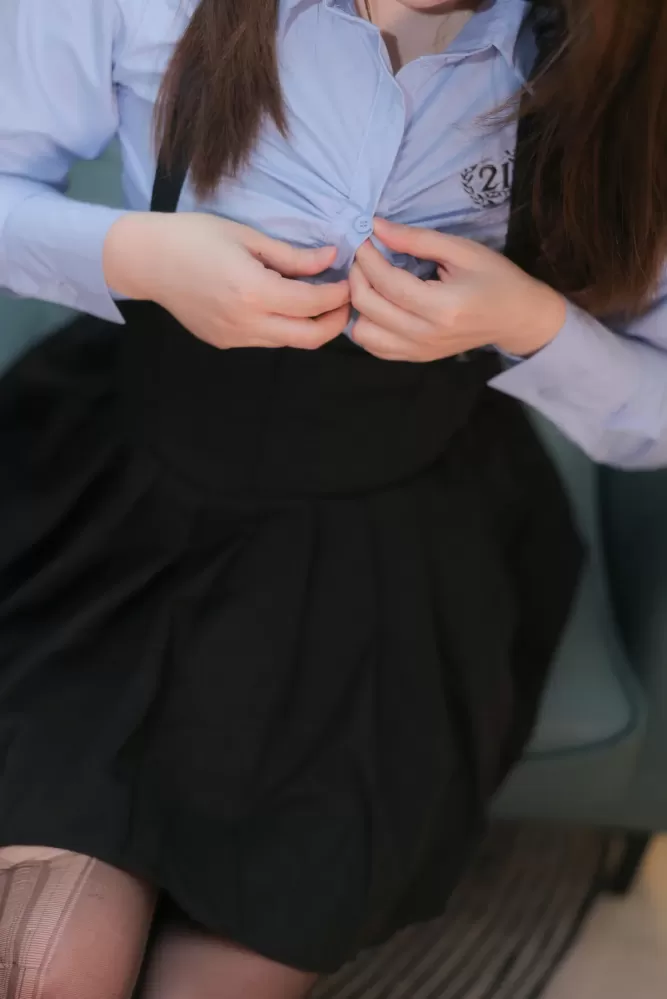 n277_009_cd9_4480_6720.webp